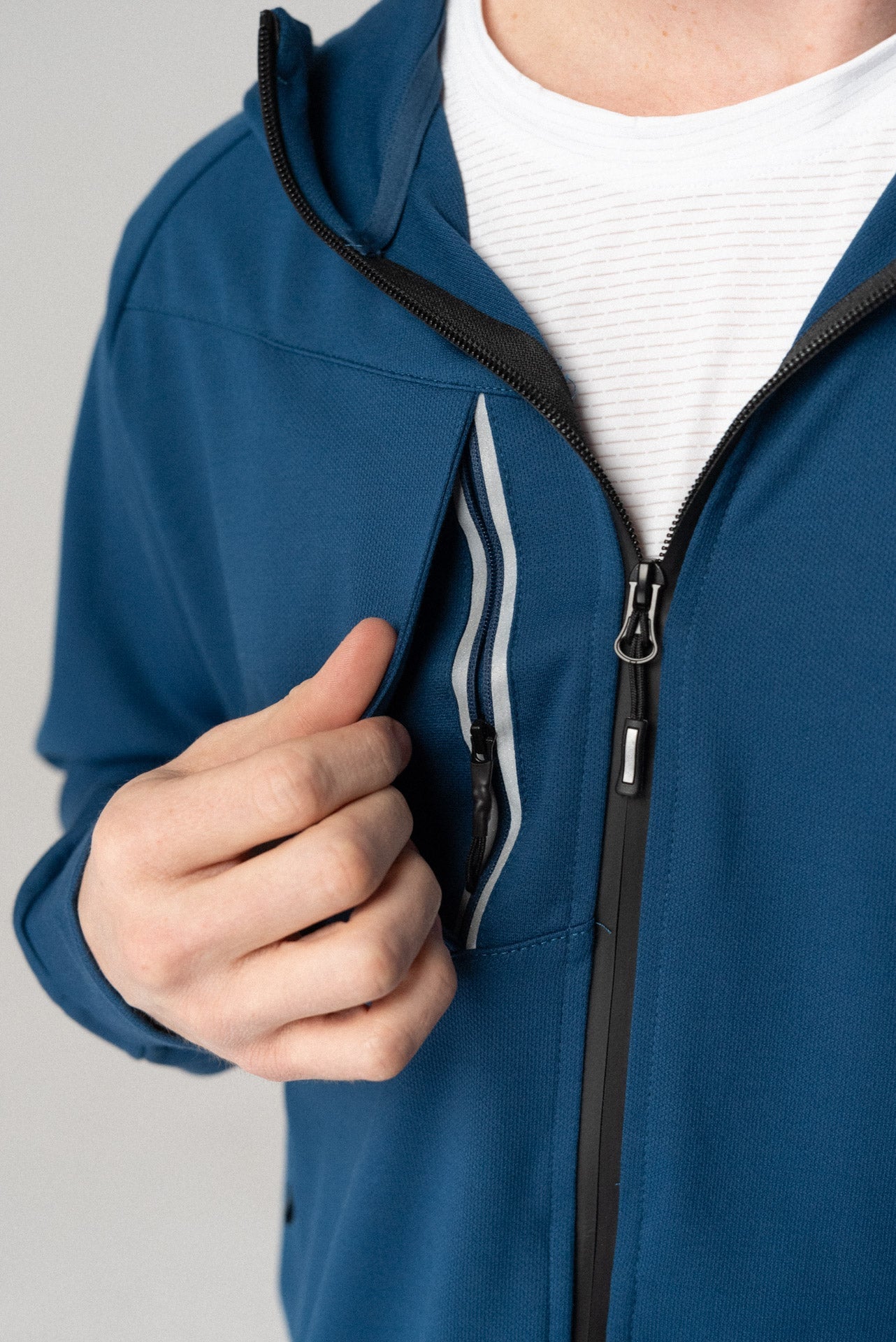 fierce hooded jacket Alyth Active