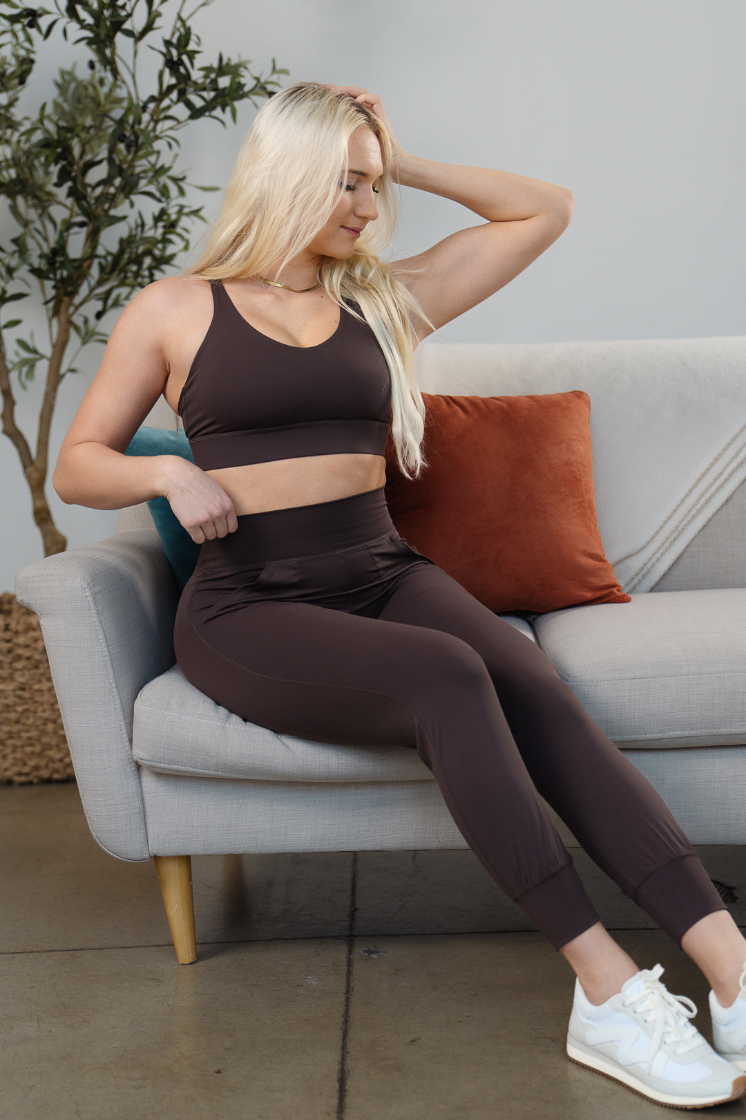 GRAVITY resilient jogger Alyth Active