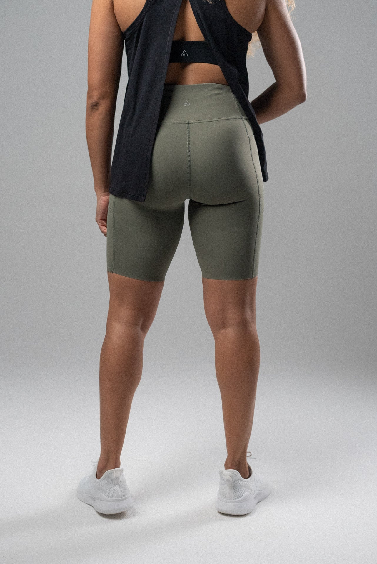 SERENE simply short Alyth Active