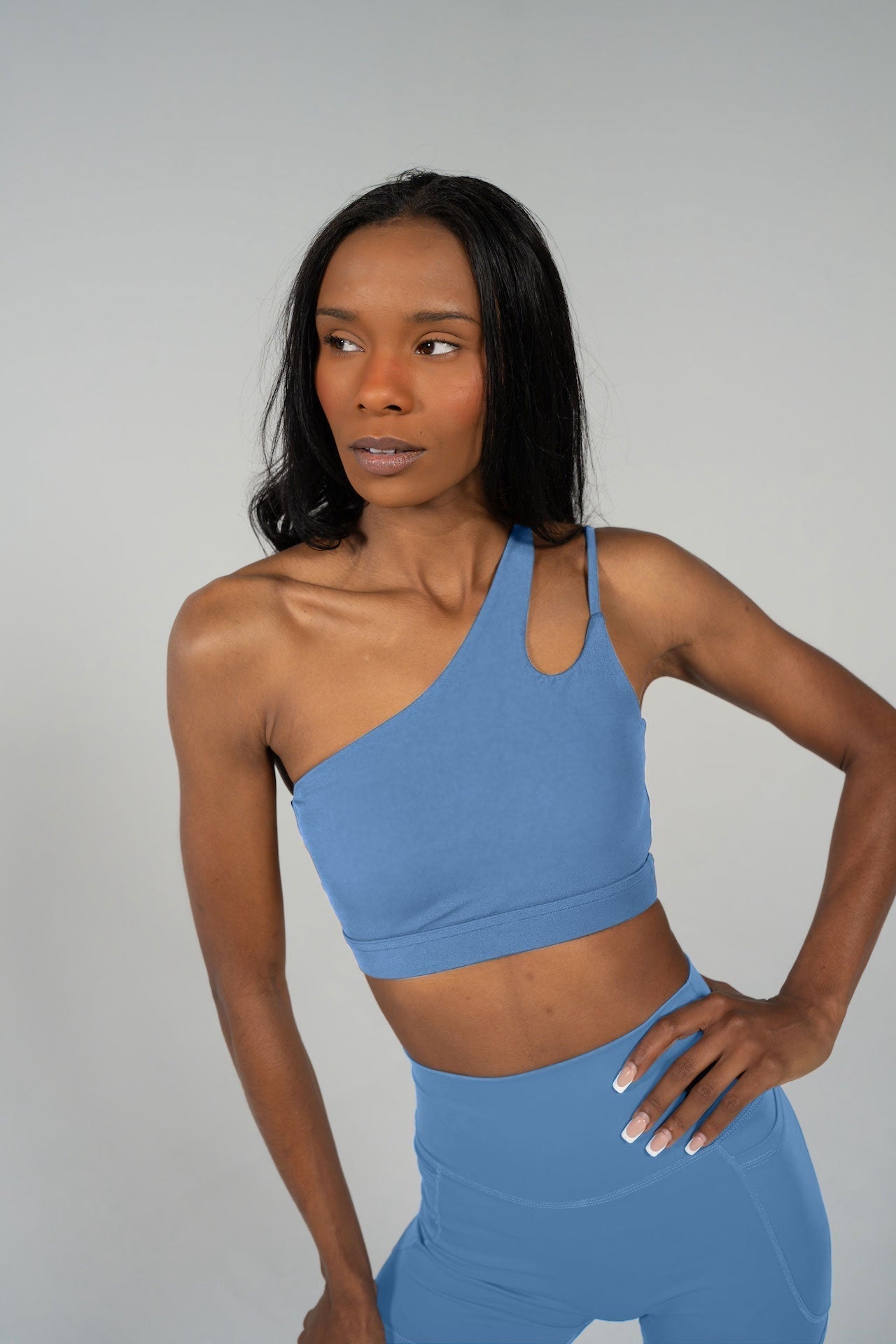 SERENE transform asymmetical sports bra Alyth Active