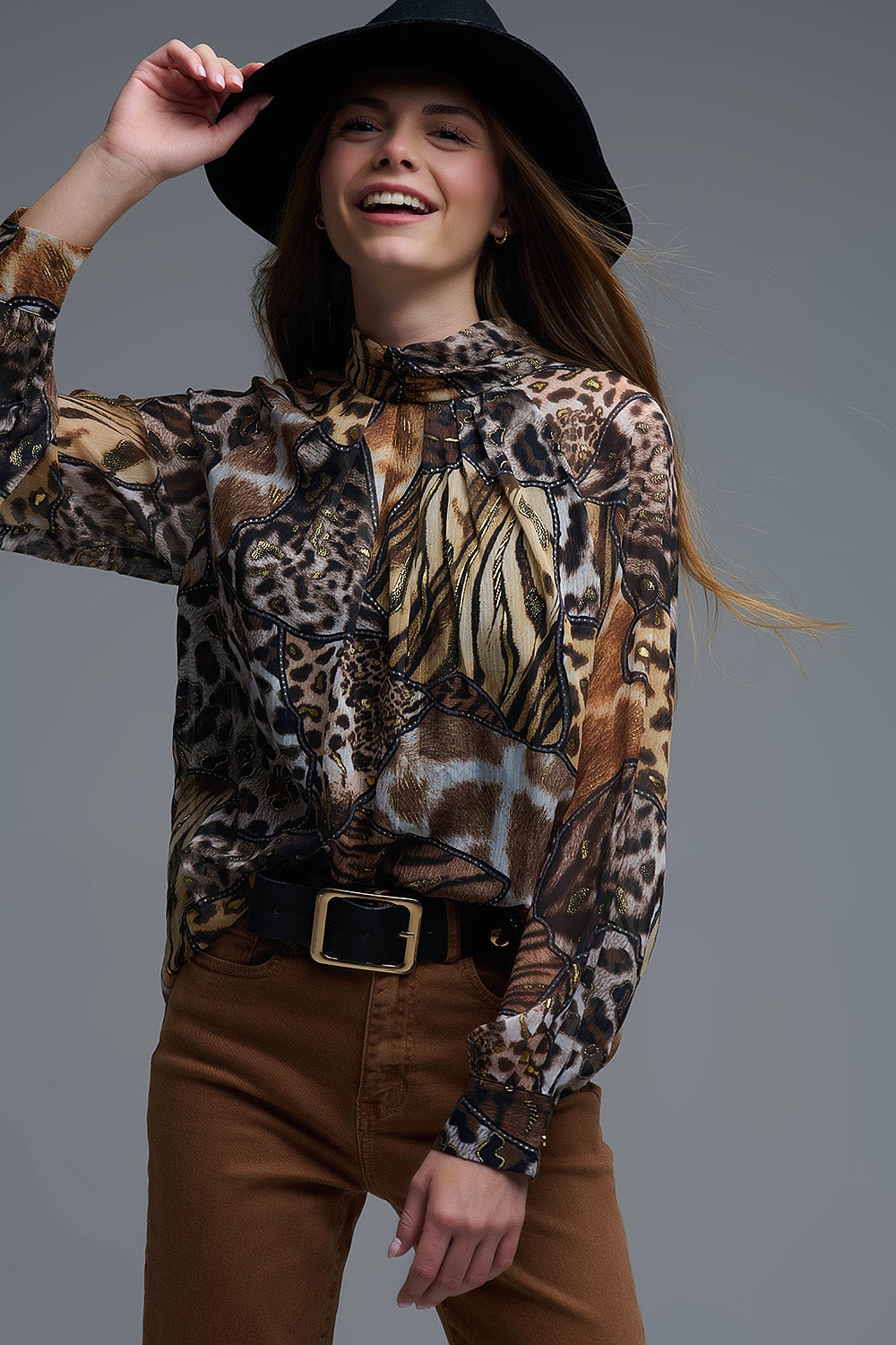 animal print chiffon shirt with gold details Q2store