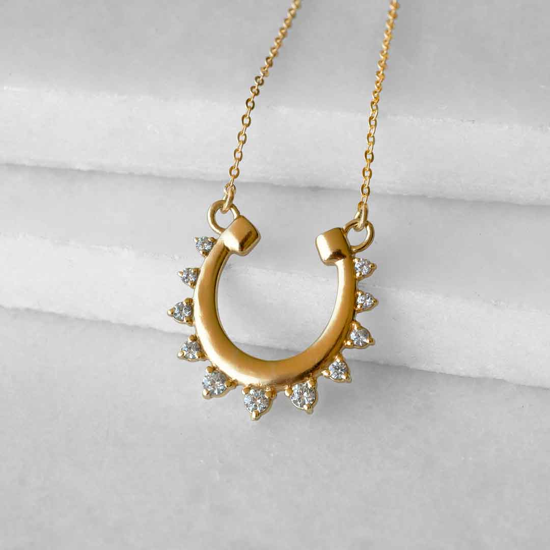 Anola - Diamond Cut Horseshoe Necklace in Gold Urban-Equestrian