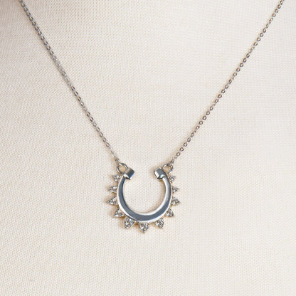 Anola - Diamond Cut Horseshoe Necklace in Silver Urban-Equestrian