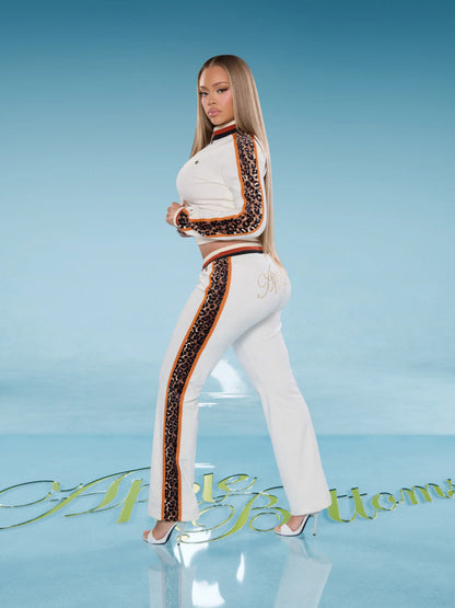 Low-Rise Velour Pants - Ivory Apple Bottom Jeans