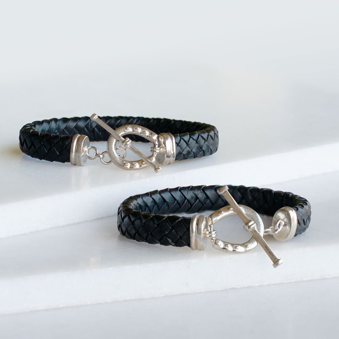 Aristo - Sterling Silver Black Leather Horseshoe Bracelet Urban-Equestrian