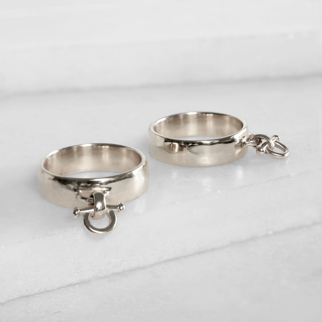 Ariston Horse Bit Equestrian Ring in Silver Urban-Equestrian