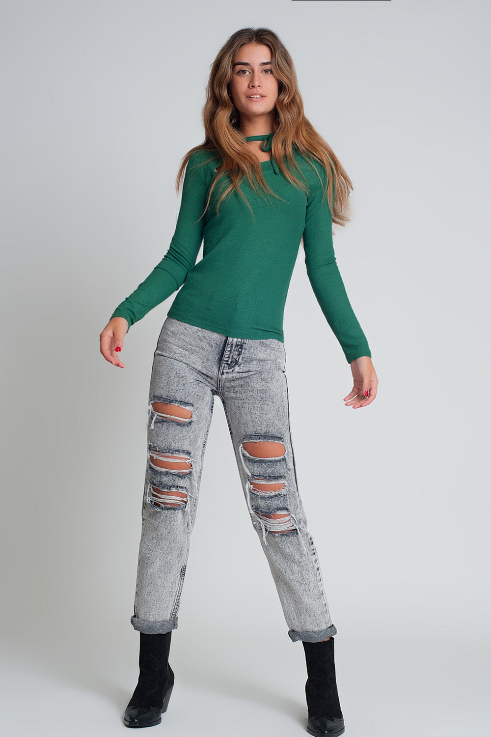 Asymmetric neck sweater in green Q2store