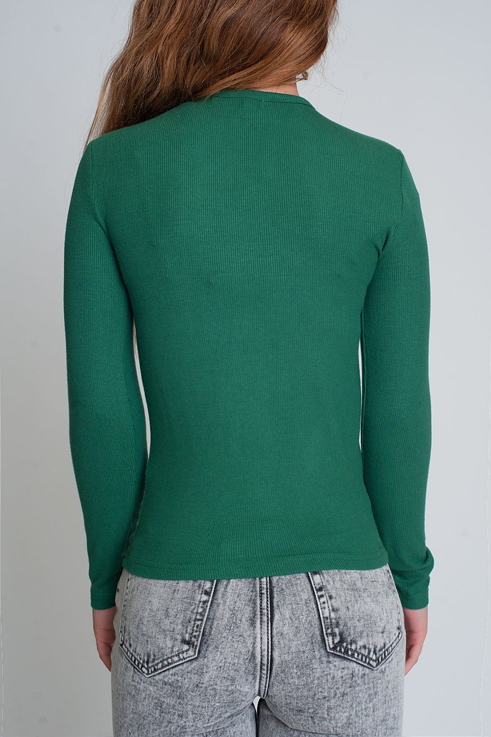 Asymmetric neck sweater in green Q2store