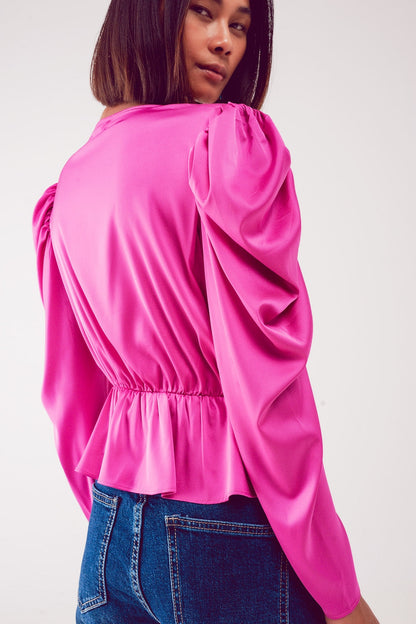 Asymmetric puff sleeve blouse in fuchsia Q2store