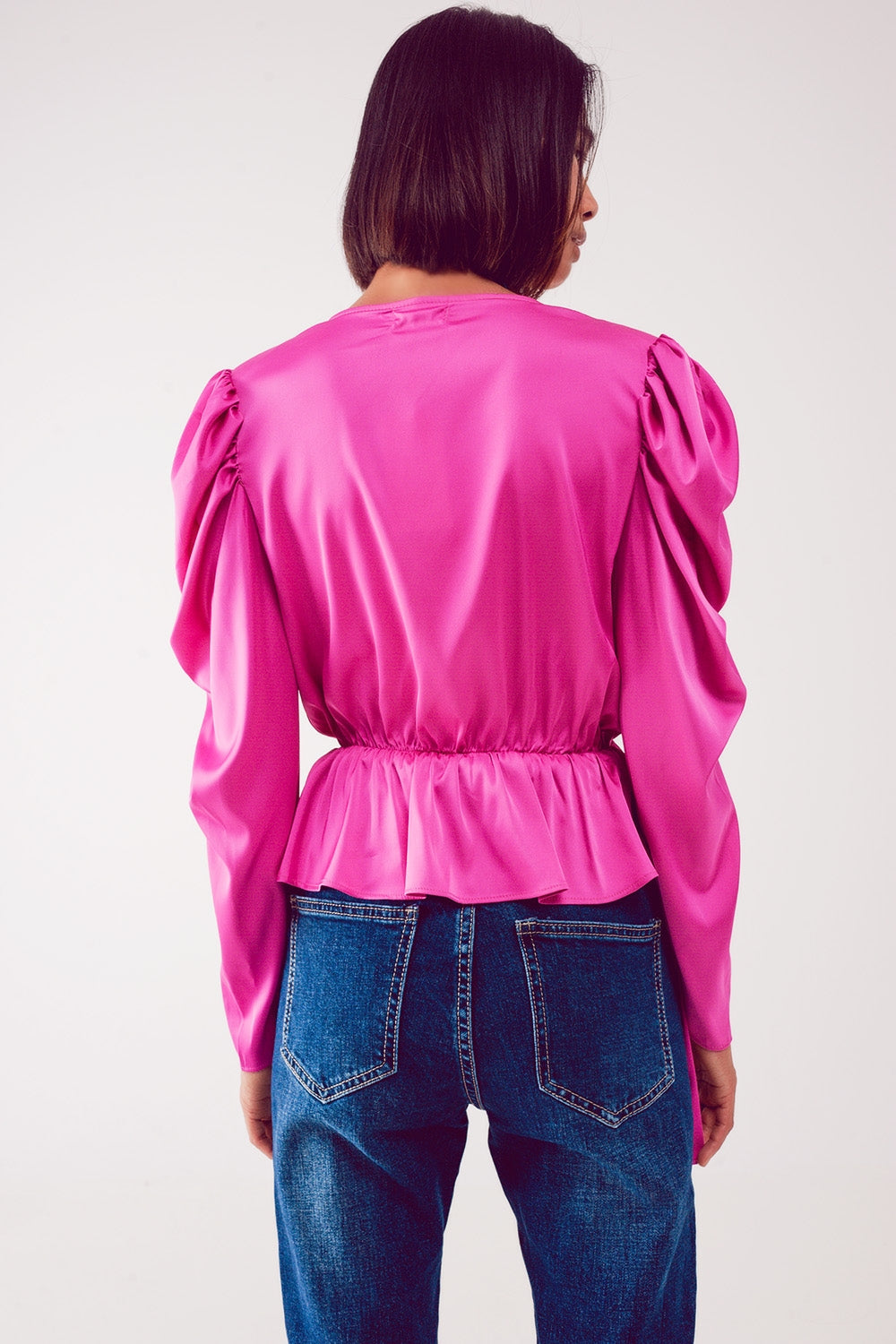 Asymmetric puff sleeve blouse in fuchsia Q2store