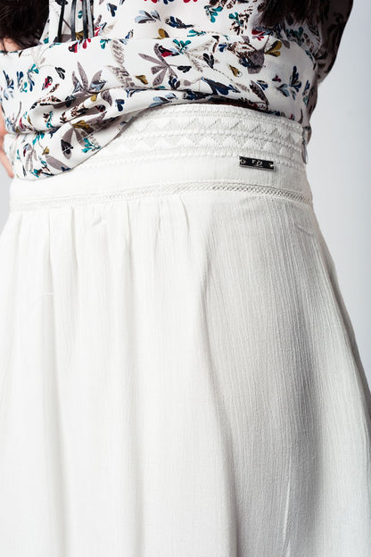 Aztec white mini skirt Q2store