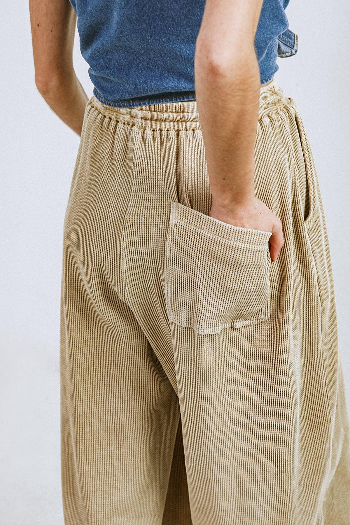 A CHILL MOMENT JOGGER PANTS Flying Tomato