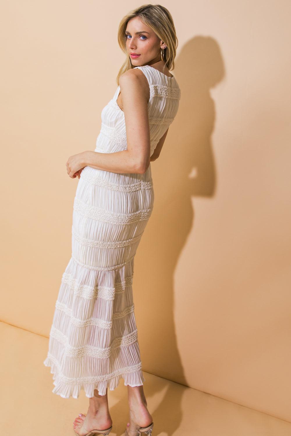 LOOK YOUR BEST WOVEN MIDI DRESS Flying Tomato