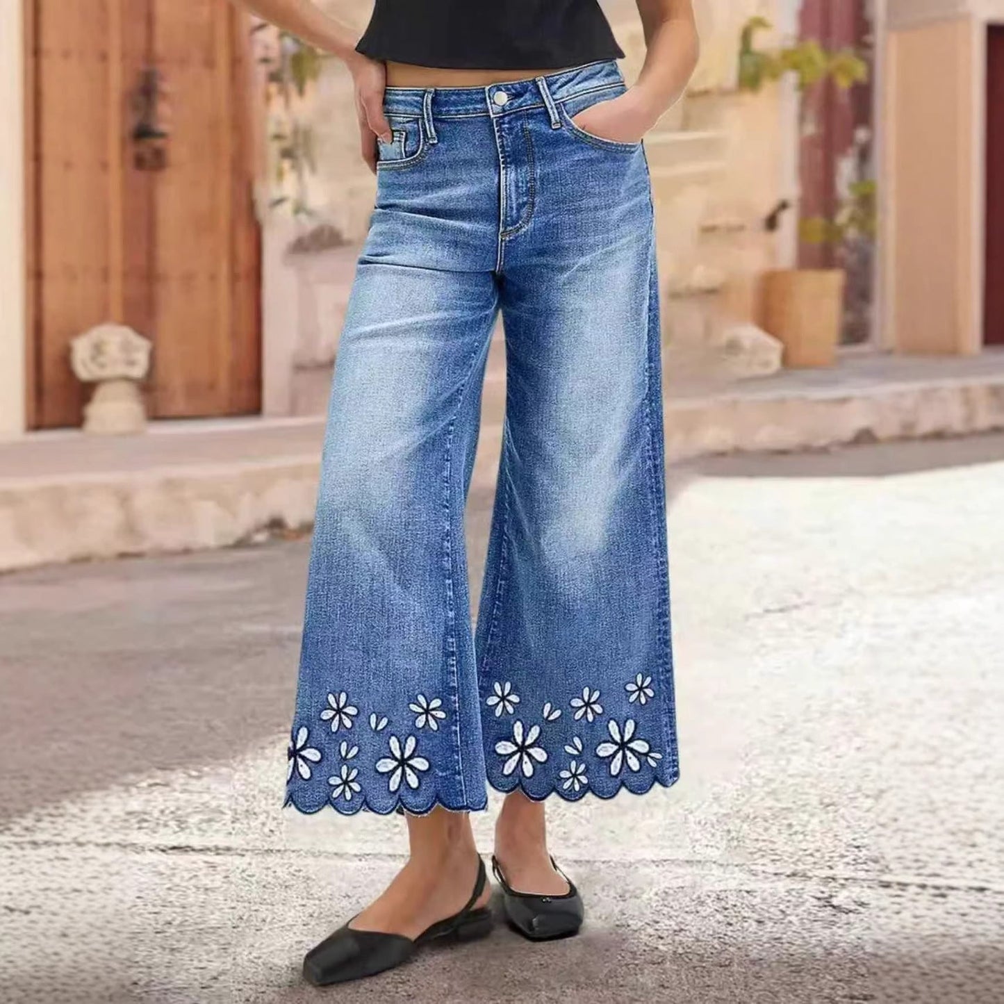Chrysanthemum Embroidered Cropped Denim Jeans – Women's Loose Straight-Leg FitiqueFit