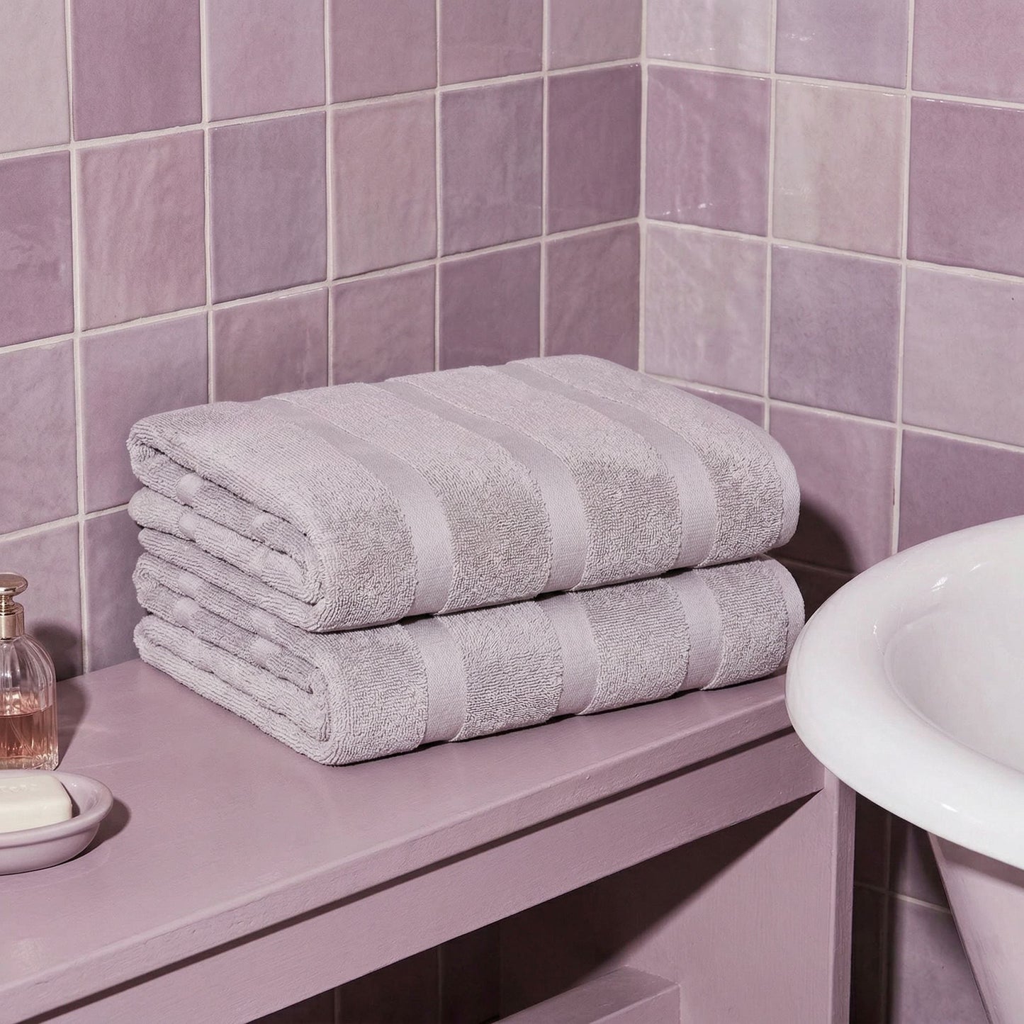 Capri Towels Italic