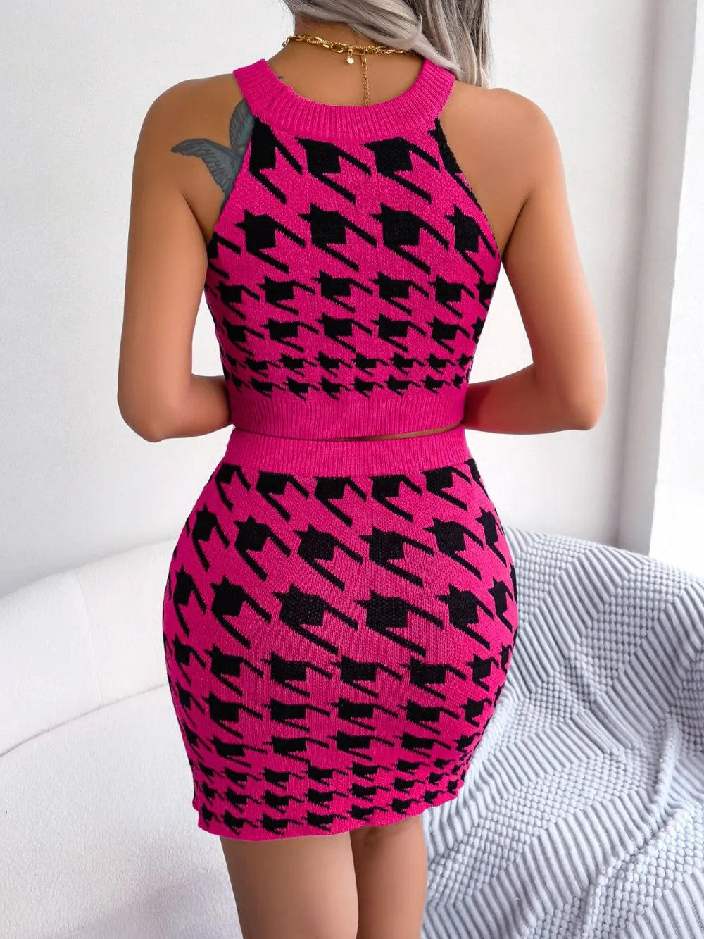 Houndstooth Sleeveless Top and Skirt Sweater Set See size chart under “more details” The Fashion Celestial