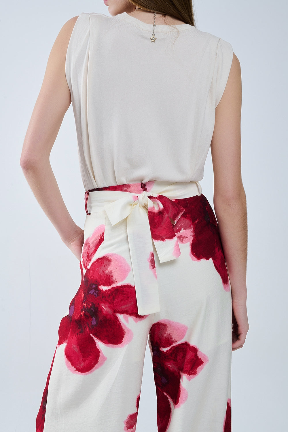 Beige Palazzo Pants With Red Tropial Flower Print and Matching Belt Q2store