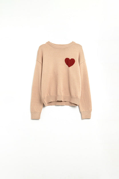 Beige sweater with red heart detail Q2store