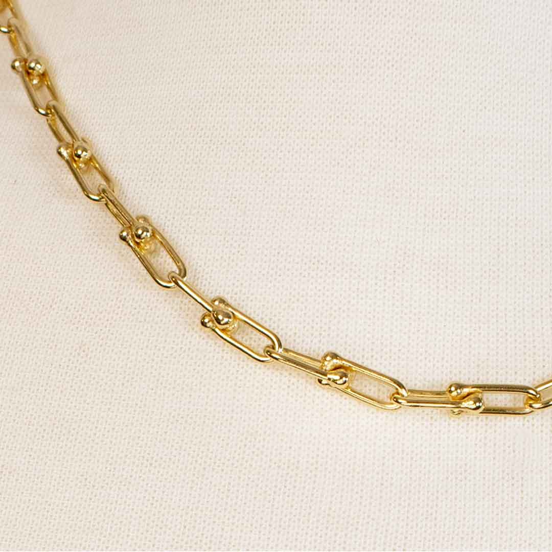 Bellamy - Horseshoe Link Equestrian Necklace in Gold Urban-Equestrian