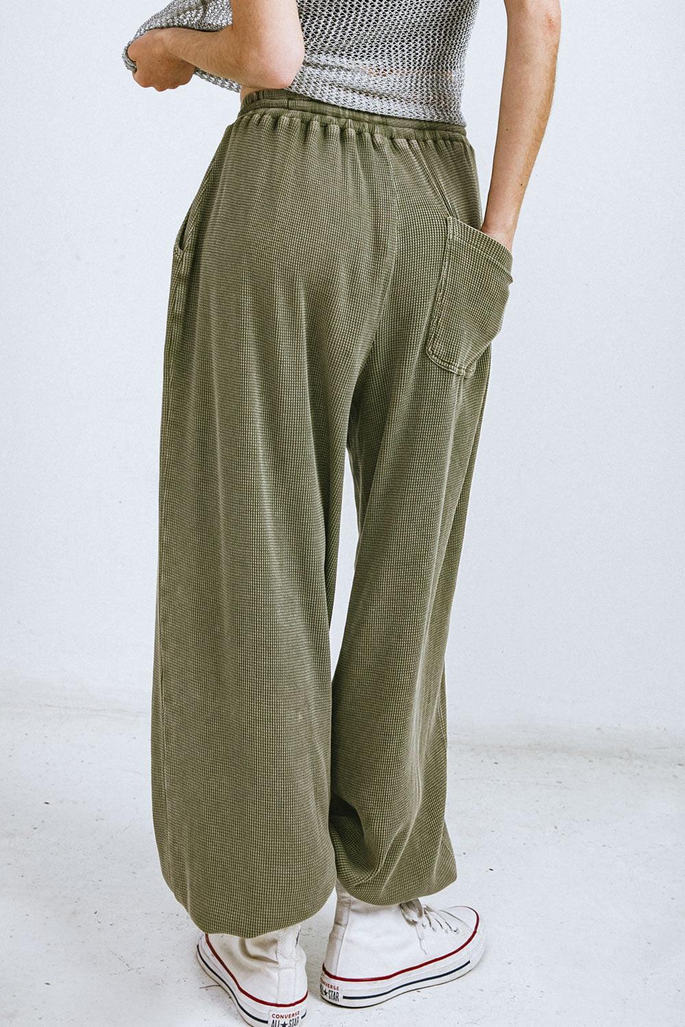 A CHILL MOMENT JOGGER PANTS Flying Tomato