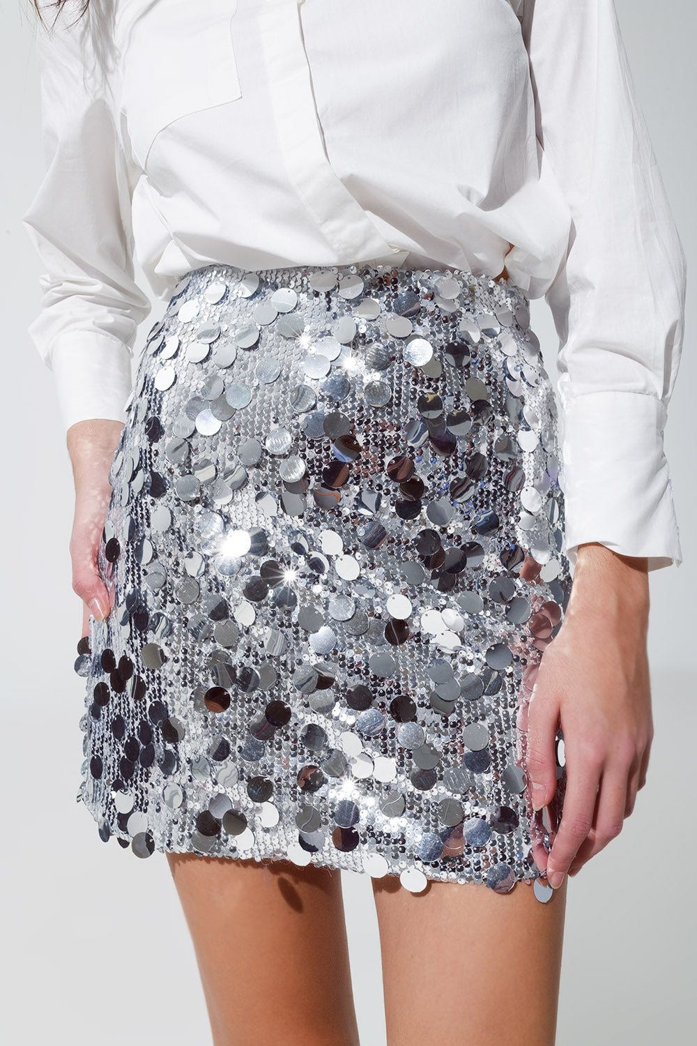 Big Sequin Mini Skirt in Silver Q2store