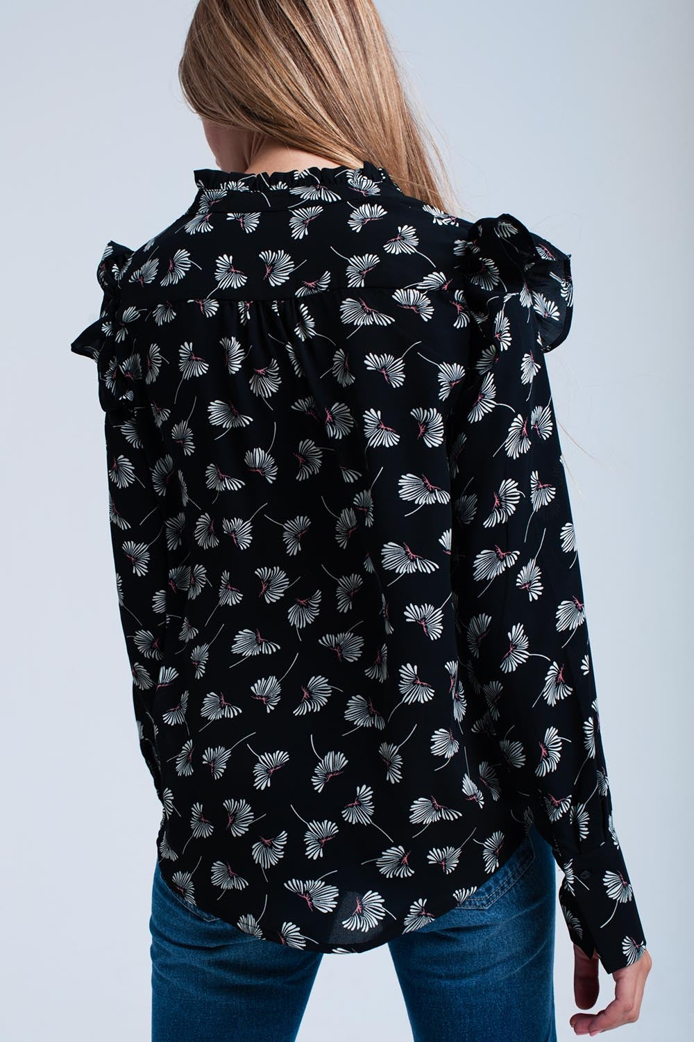 Black floral printed shirt Q2store