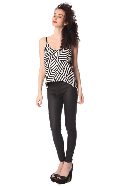 Black geo print cami top Q2store
