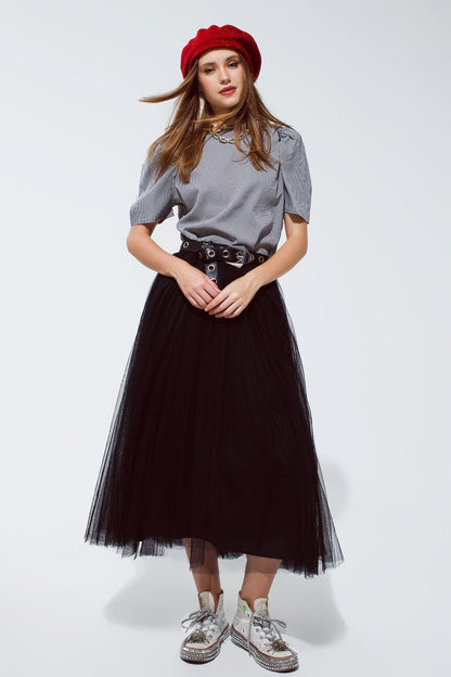 Black pique top with short sleeve Q2store