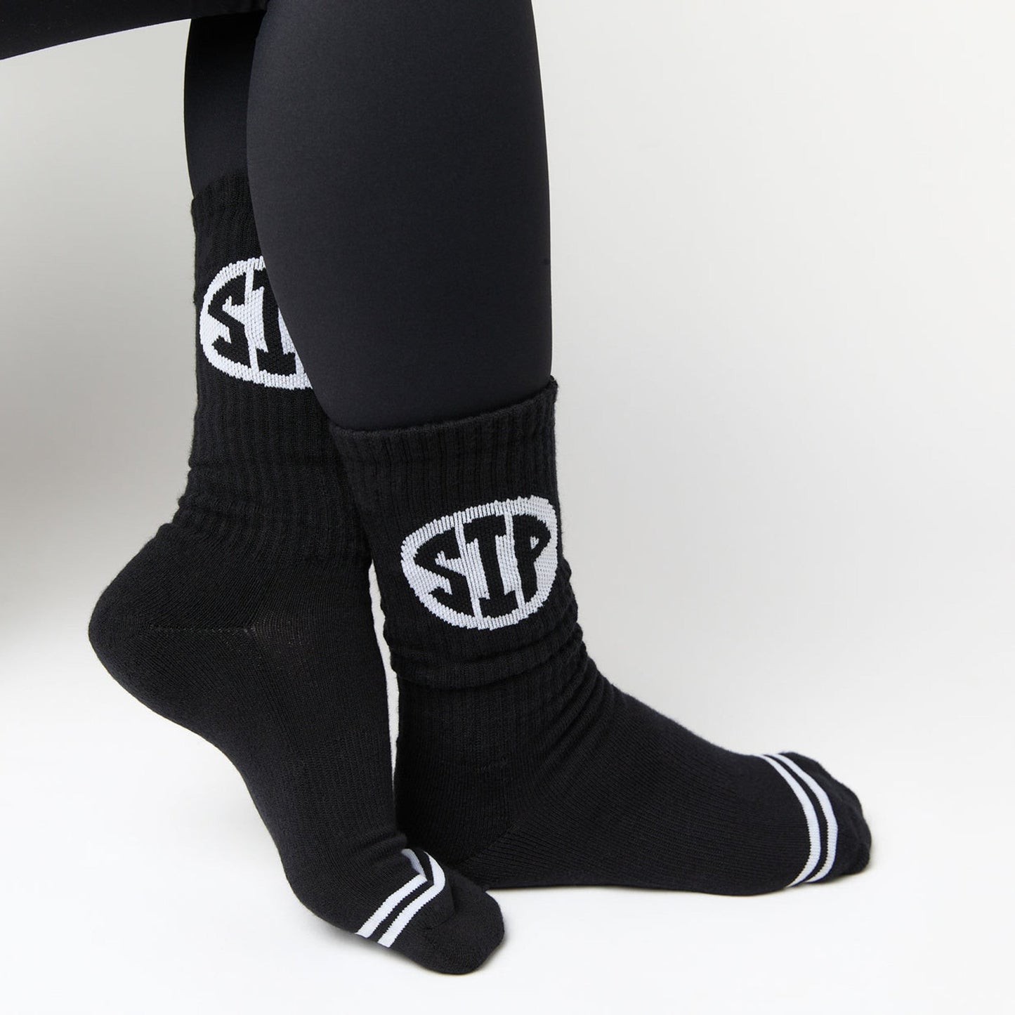 Black Sip Casual Crew Socks DeadSoxy