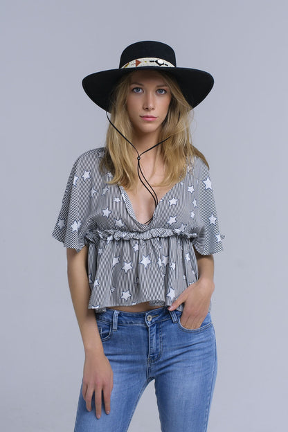 Black top with stars and ruffle Q2store