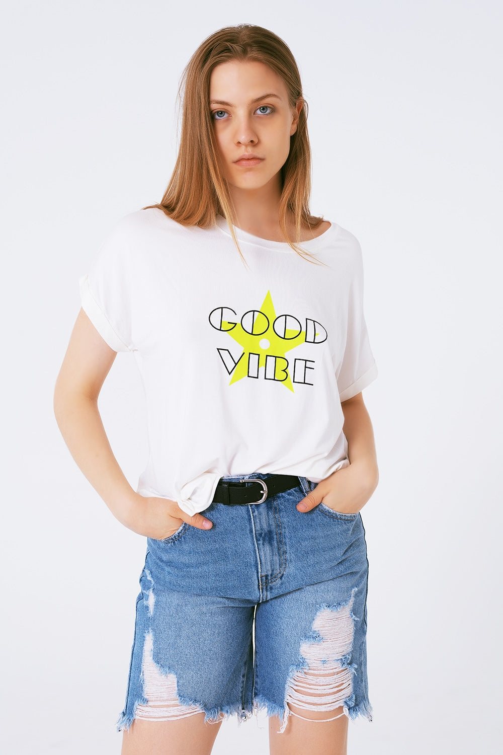 Boat neckline Relaxed fit T-shirt fluor good vibe logo Q2store