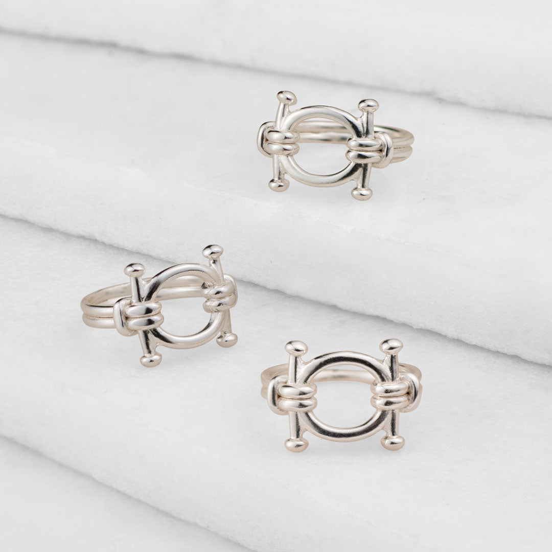 Bocara - Horse Bit Equestrian Ring in Silver Urban-Equestrian