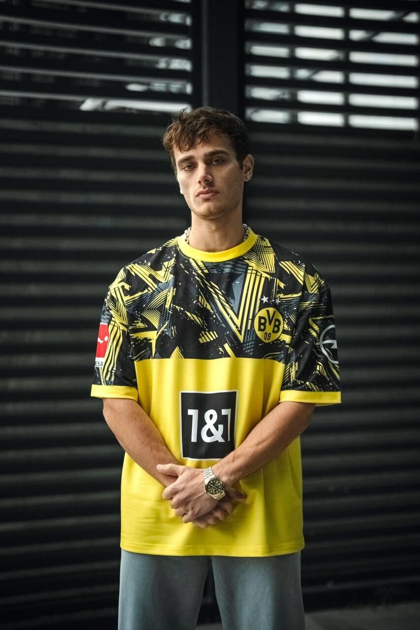 Borussia Dortmund Oversized Logo T-shirt Withinblack