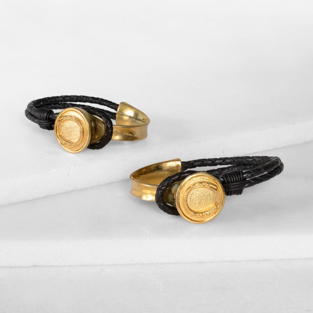 Bosal - Leather laced Horseshoe Bracelet in Black and Gold Urban-Equestrian