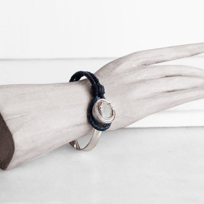 Bosal - Leather laced Horseshoe Bracelet in Black and Silver Urban-Equestrian