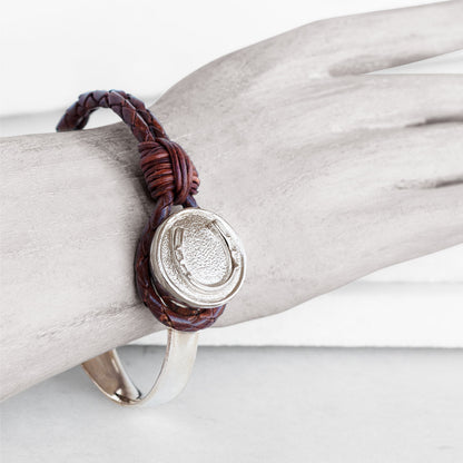 Bosal - Leather laced Horseshoe Bracelet in Brown and Silver Urban-Equestrian