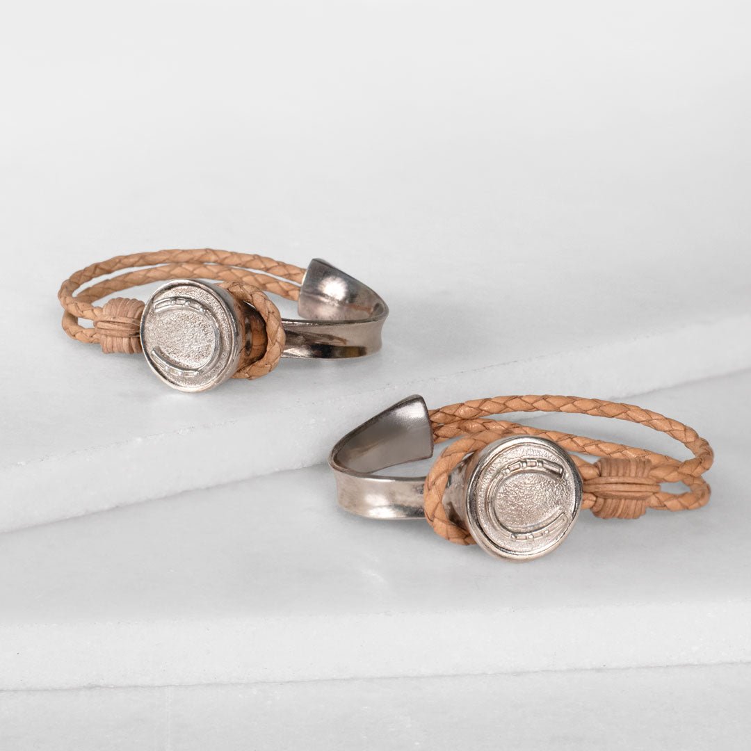 Bosal - Leather laced Horseshoe Bracelet in Natural and Silver Urban-Equestrian
