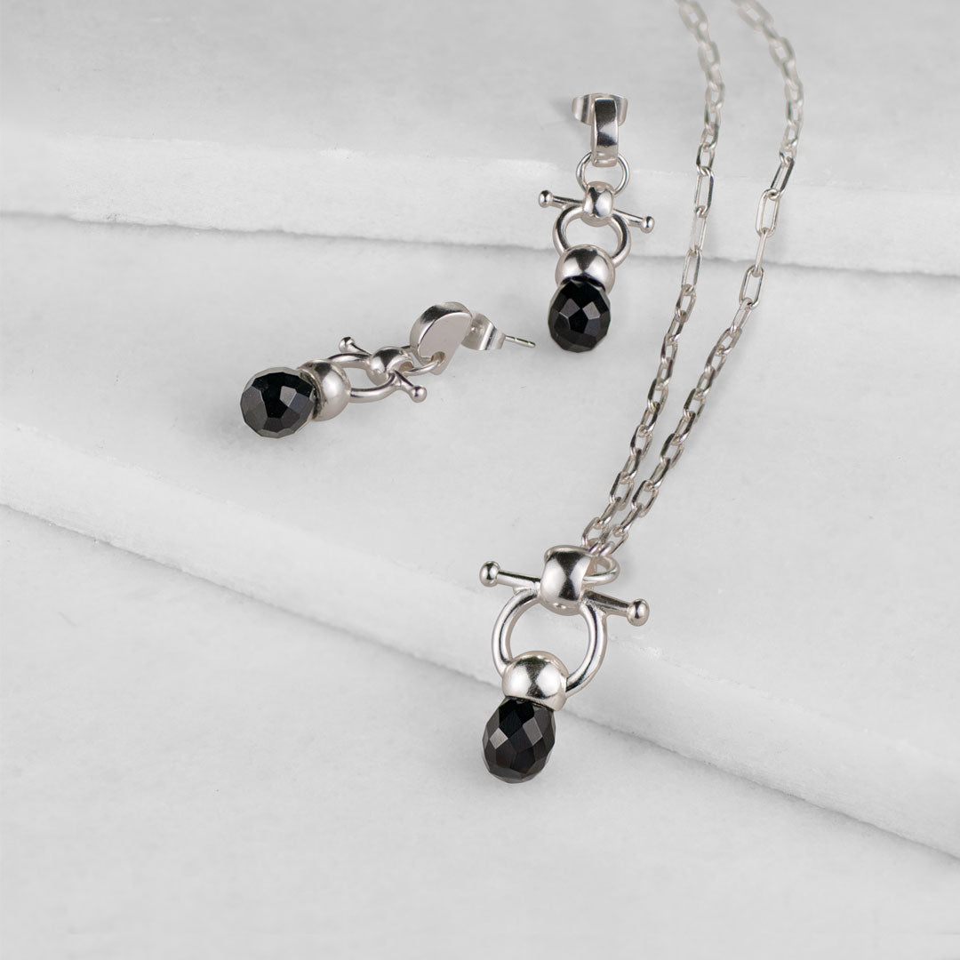 Briolette - Black Onyx Horse Bit Equestrian Earring in Silver Urban-Equestrian