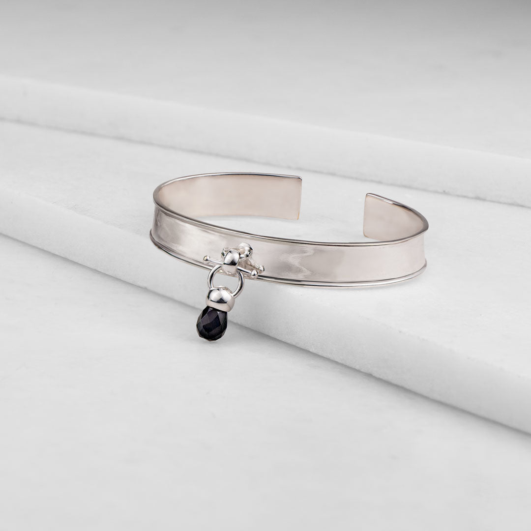 Briolette - Black Onyx Horse Bit Cuff Bracelet in Silver Urban-Equestrian