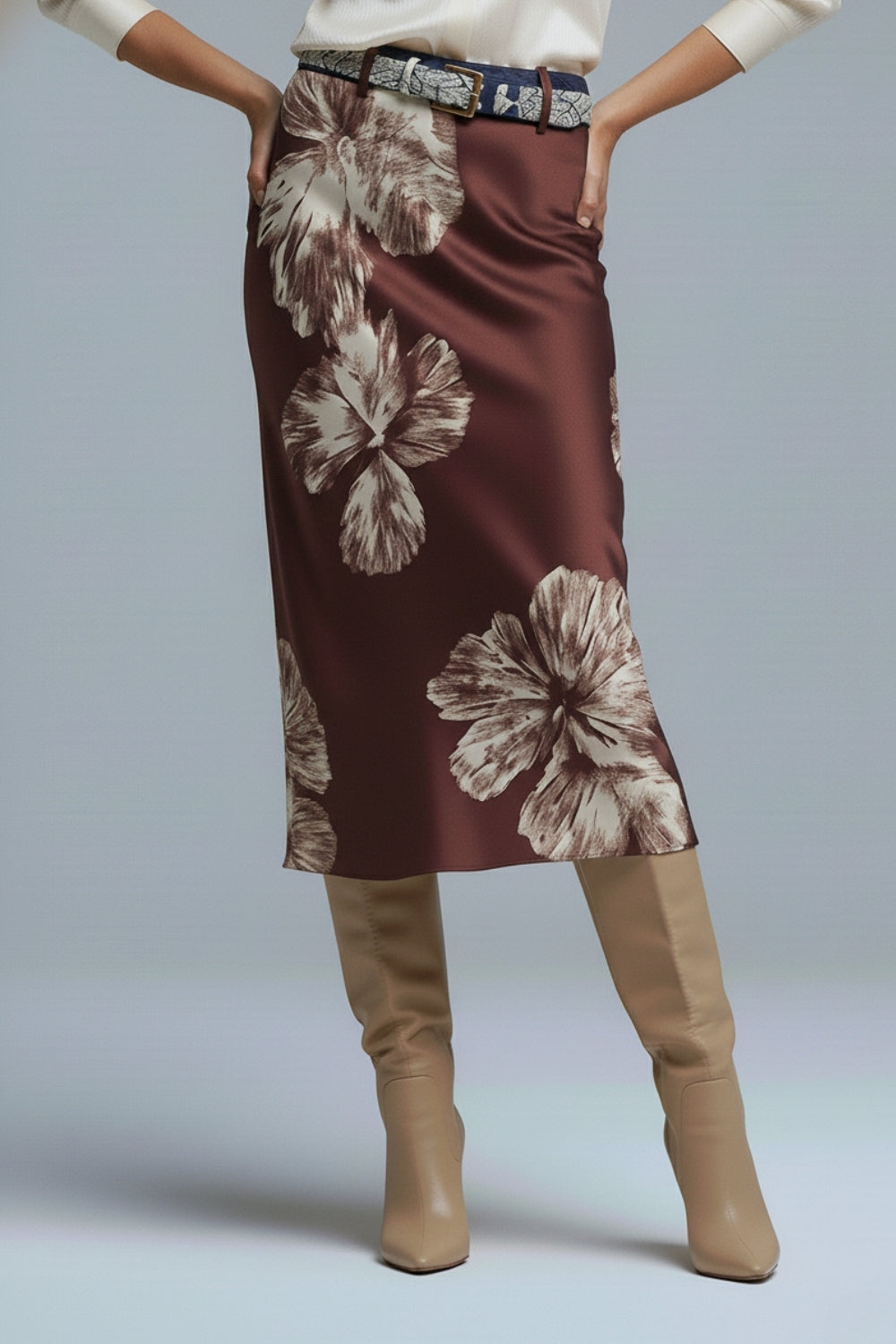 Burgundy Floral Satin Midi Skirt in satin Q2store