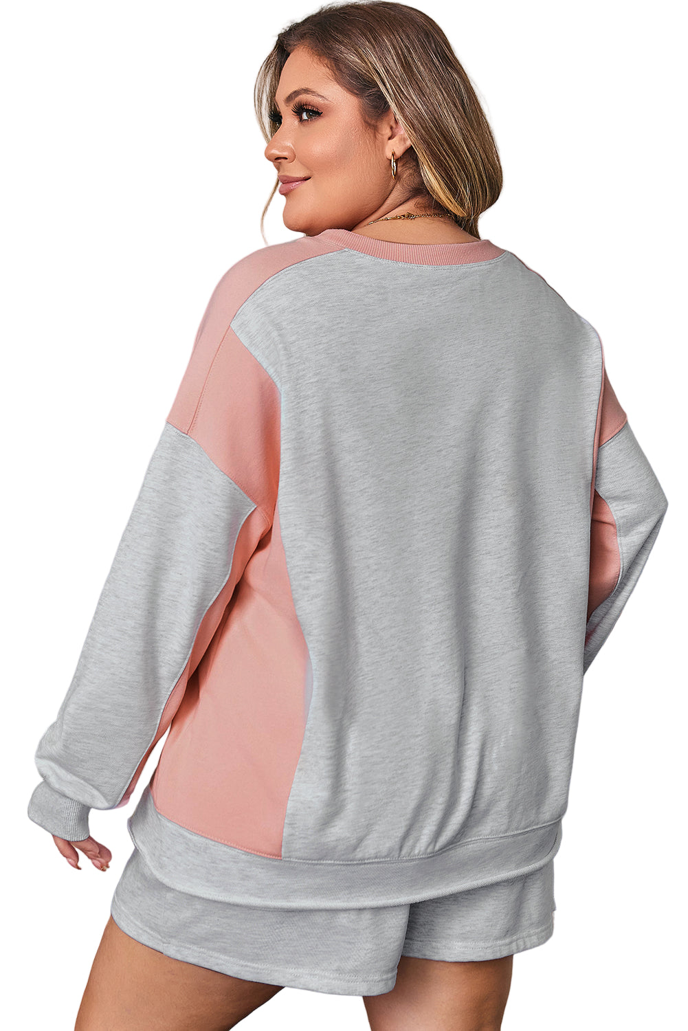Light Grey Uneven Hem Colorblock Pullover Casual Shorts Plus Size 2pcs Outfit Garden Naked Curves