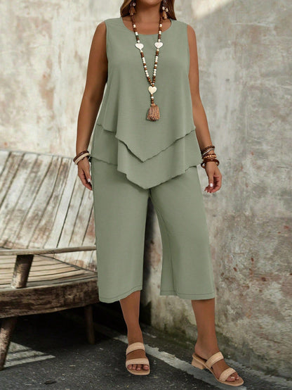 Casual Solid-Colored Sleeveless Top And Cropped Pants Two-Piece Set FitiqueFit