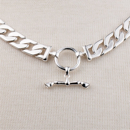 Cadence - Equestrian Curb Chain T-Bar Necklace in Silver Urban-Equestrian