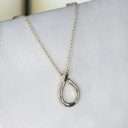 Cali - Equestrian Horseshoe Loop Necklace in Silver Urban-Equestrian