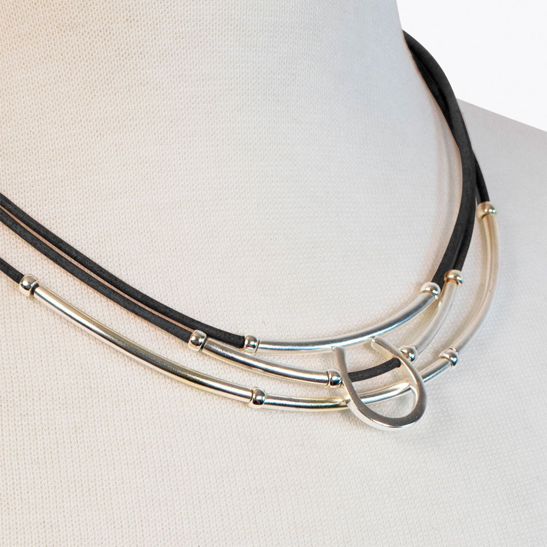 Calista - Equestrian Horseshoe Necklace on Black Leather Urban-Equestrian