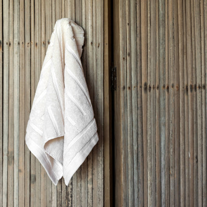 Capri Towels Italic
