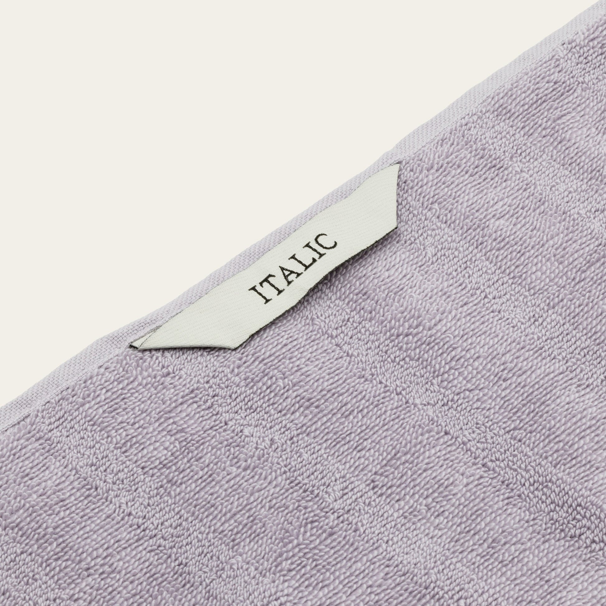 Capri Towels Italic