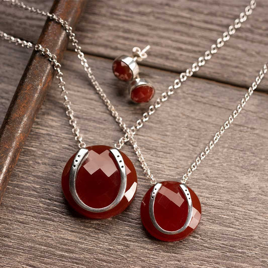 Carnelian - Horseshoe and Sterling Silver Rolo Chain Pendant Necklace Urban-Equestrian