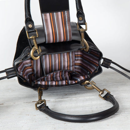 Cassidy - Luxury Leather Bucket Handbag in Black Urban-Equestrian