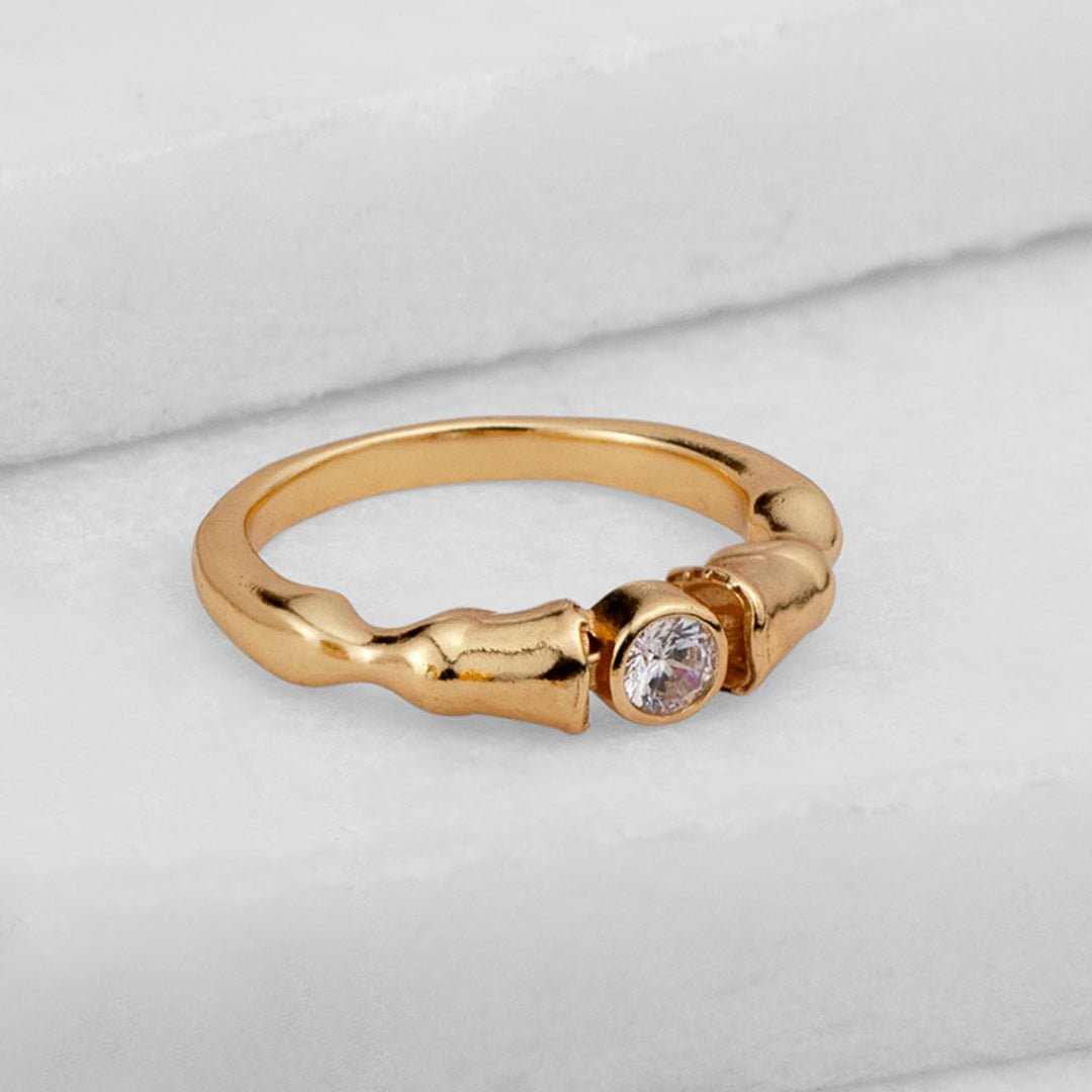 Cavallo -  Horse Hoof Equestrian Bracelet in Gold Urban-Equestrian